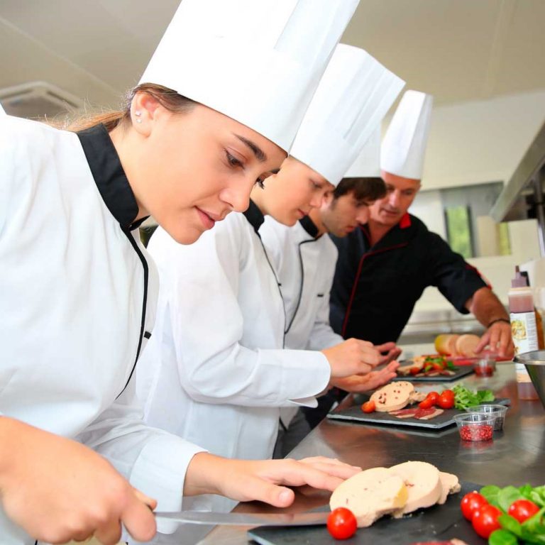 Read more about the article 13.05: DIA DO CHEFE DE COZINHA