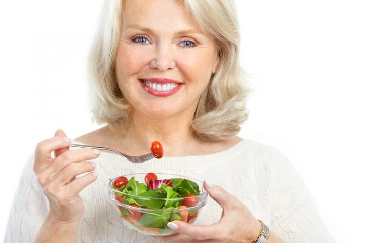 Read more about the article Especial sobre alimentação para cada faixa etária! 4° Menopausa