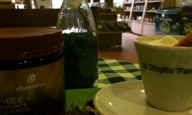 “CHÁ” comigo que eu te deixo VERDE! Mude para melhor com chá verde.