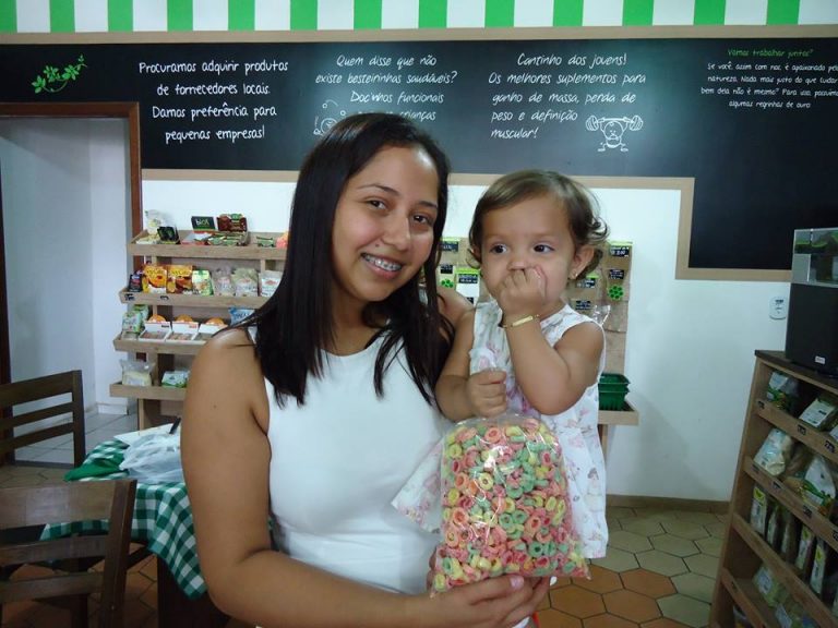 Read more about the article Alimentação infantil DEVE ser divertida e colorida!